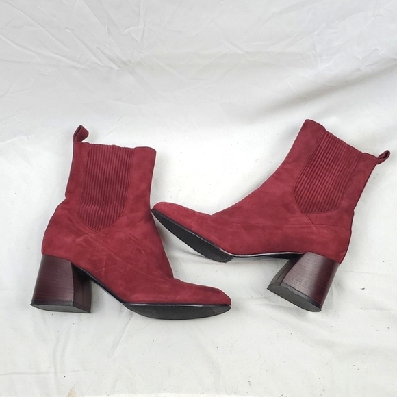 Napoleoni Red Suede Ankle Boot With Chunky Heel - Picture 4 of 11